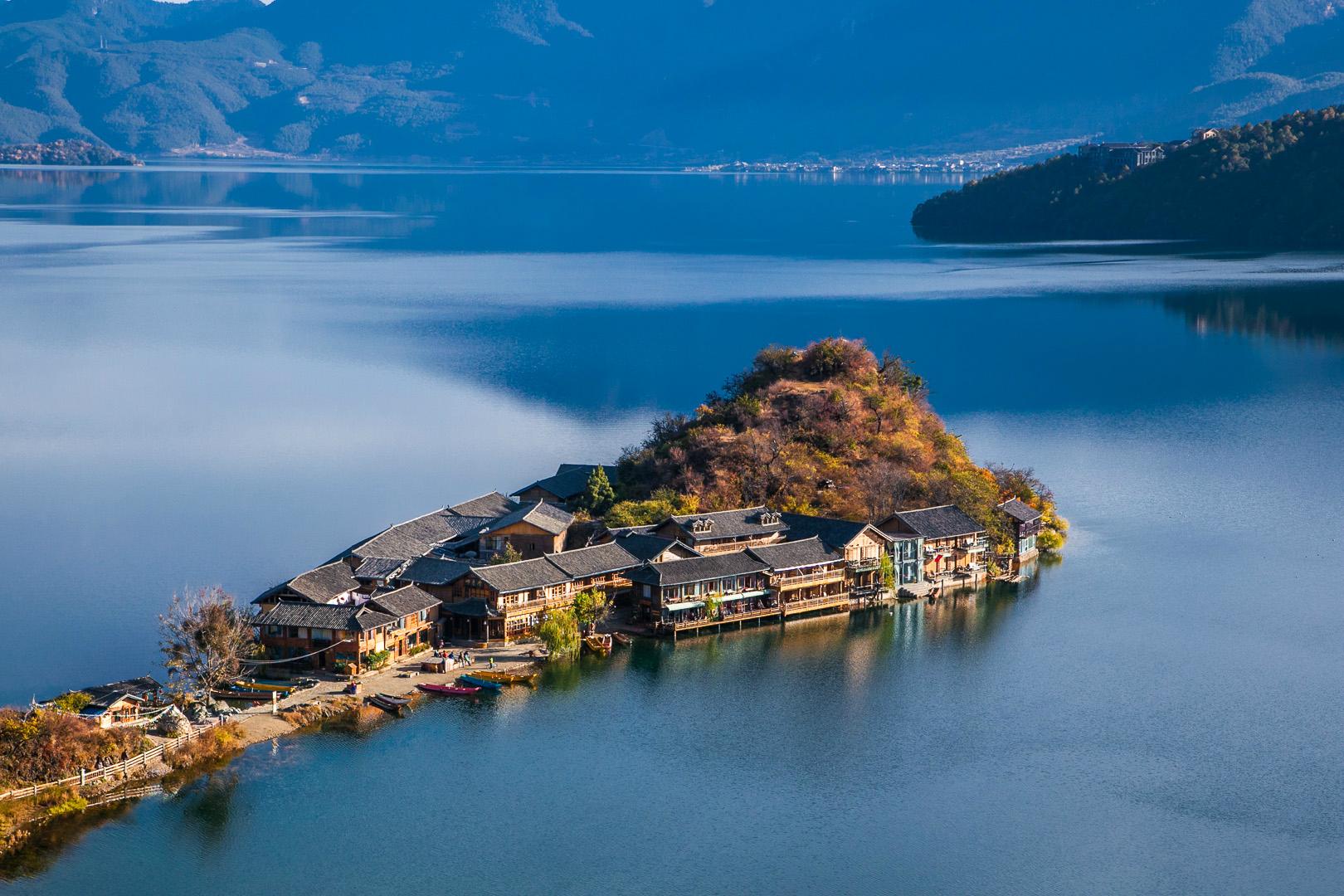 瀘沽湖最佳旅游月份解析，瀘沽湖最佳旅游月份攻略解析