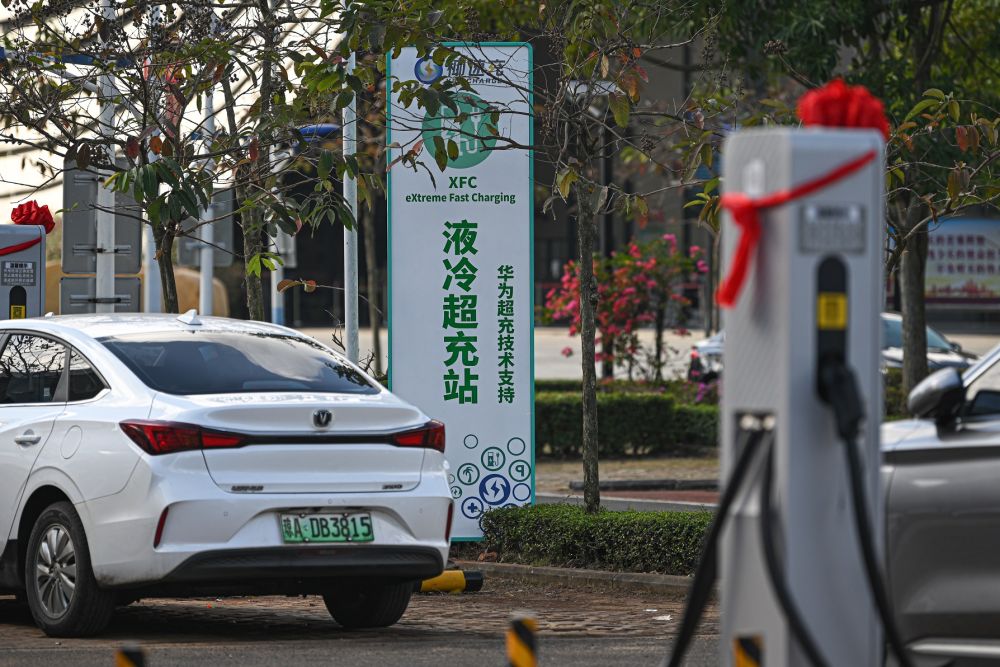 警惕虛假博彩陷阱——遠(yuǎn)離非法博彩資本車，警惕虛假博彩陷阱，遠(yuǎn)離非法博彩資本車風(fēng)險(xiǎn)