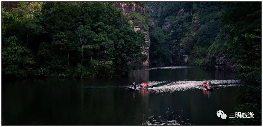 探索九龍?zhí)讹L(fēng)景區(qū)，自然之美與人文之韻的交融，九龍?zhí)讹L(fēng)景區(qū)，自然與人文的和諧交融之美