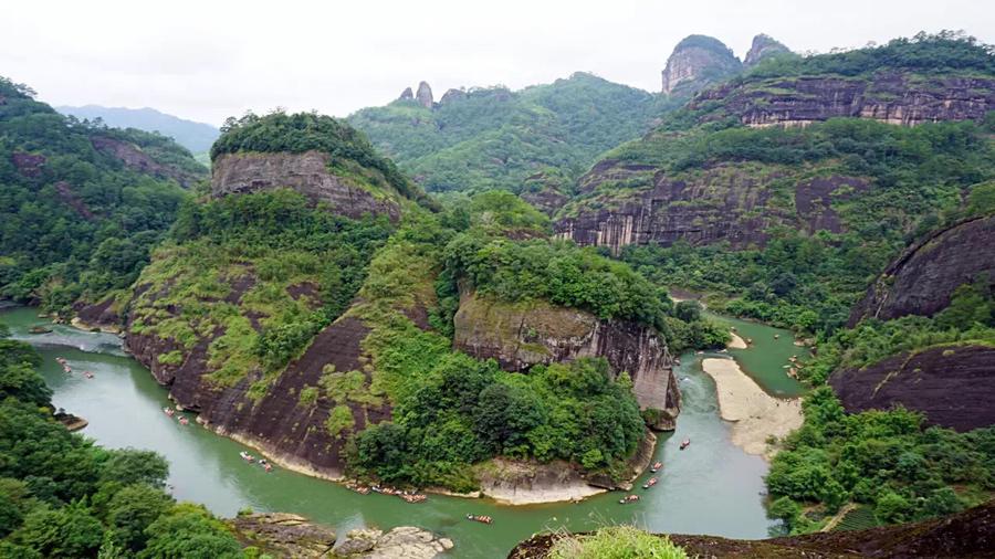 武夷山簡(jiǎn)介，自然與文化的交融之地，武夷山，自然與文化的完美交融之地簡(jiǎn)介